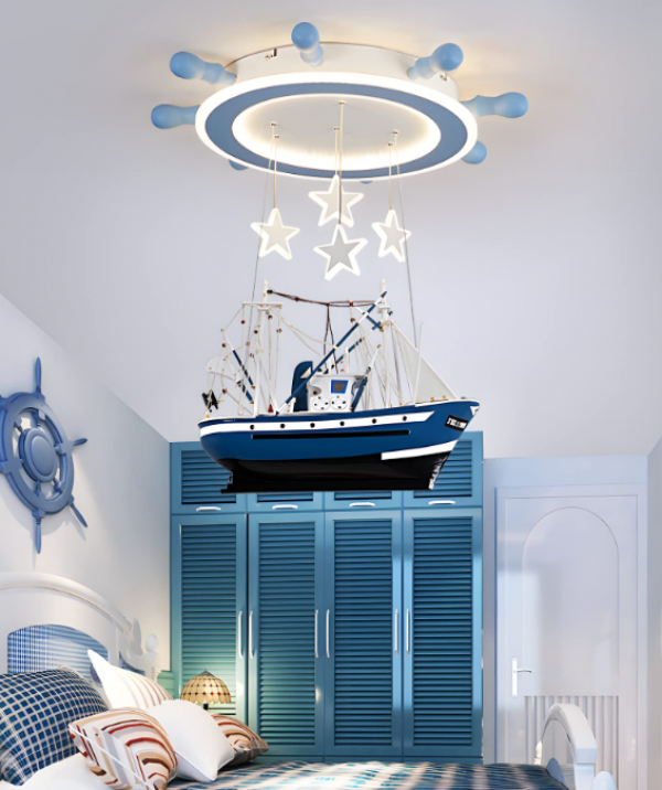 Hiasan Kapal Layar di Langit-langit